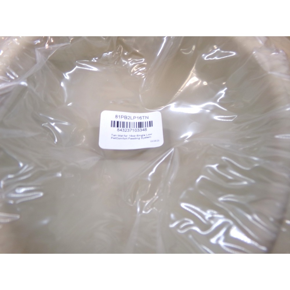 Pet Comfort by Weather Tech Tan with 16oz BPA Free Plastic Bowl‎ 3" High & Mat - Picture 4 of 8